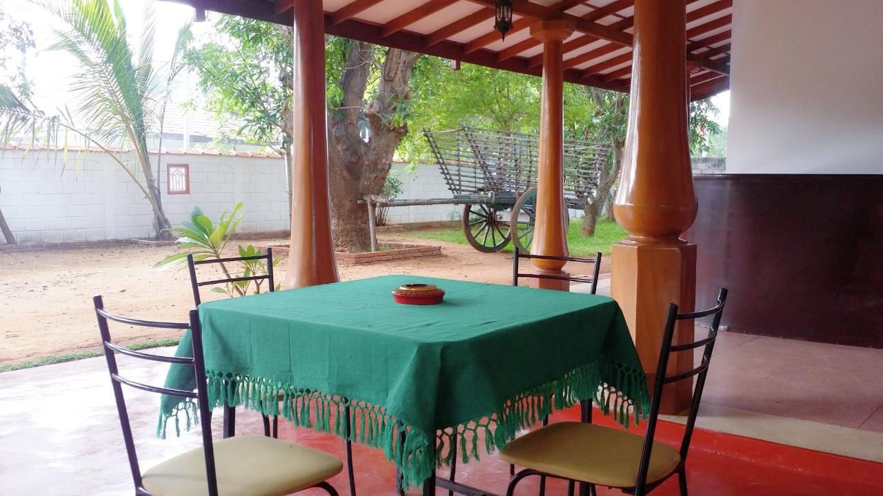Saubagya Inn Anuradhapura Luaran gambar