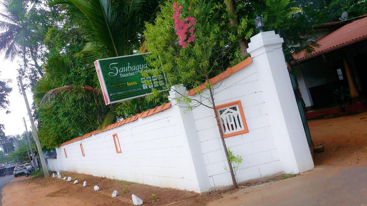Saubagya Inn Anuradhapura Luaran gambar