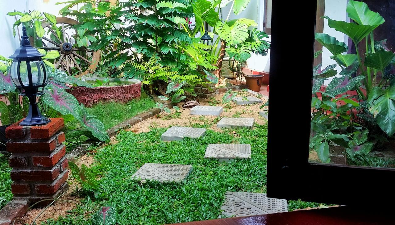 Saubagya Inn Anuradhapura Luaran gambar
