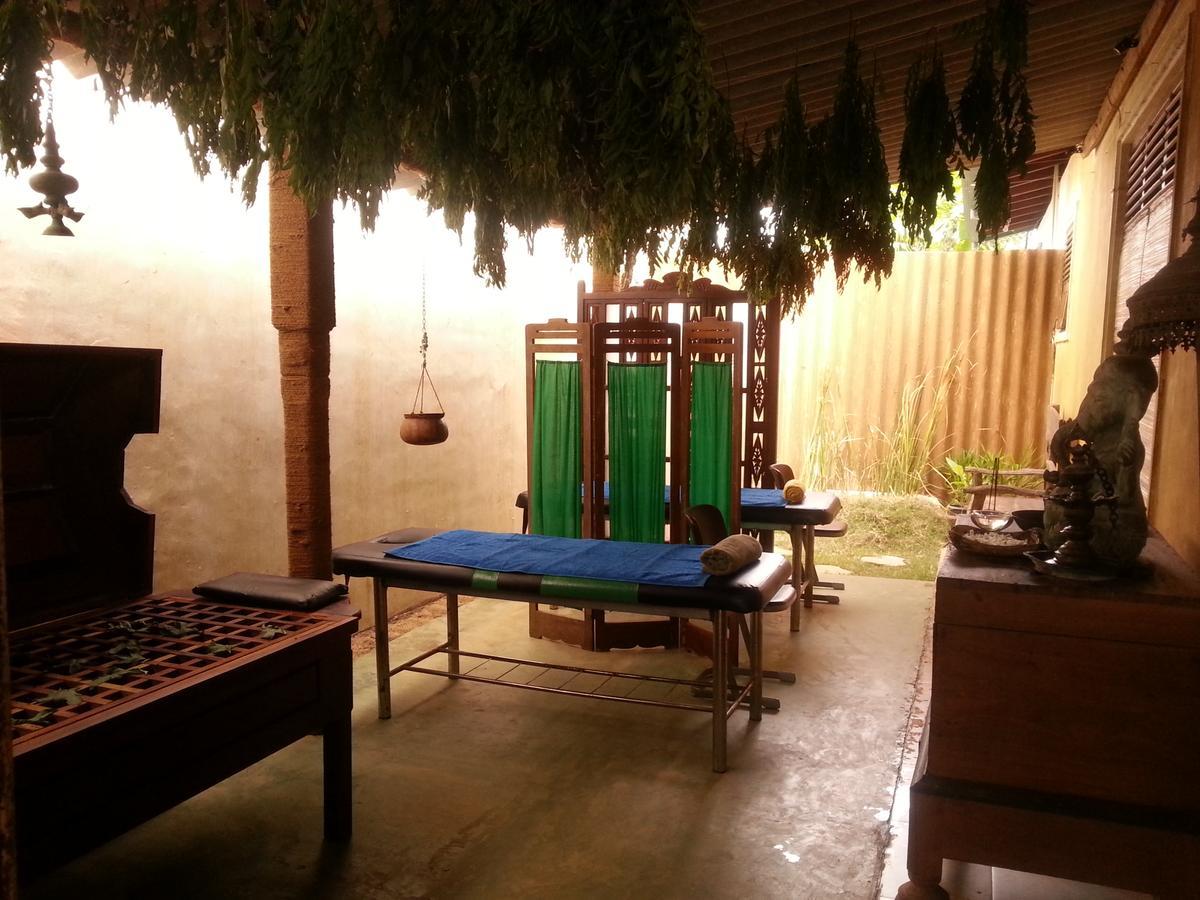 Saubagya Inn Anuradhapura Luaran gambar