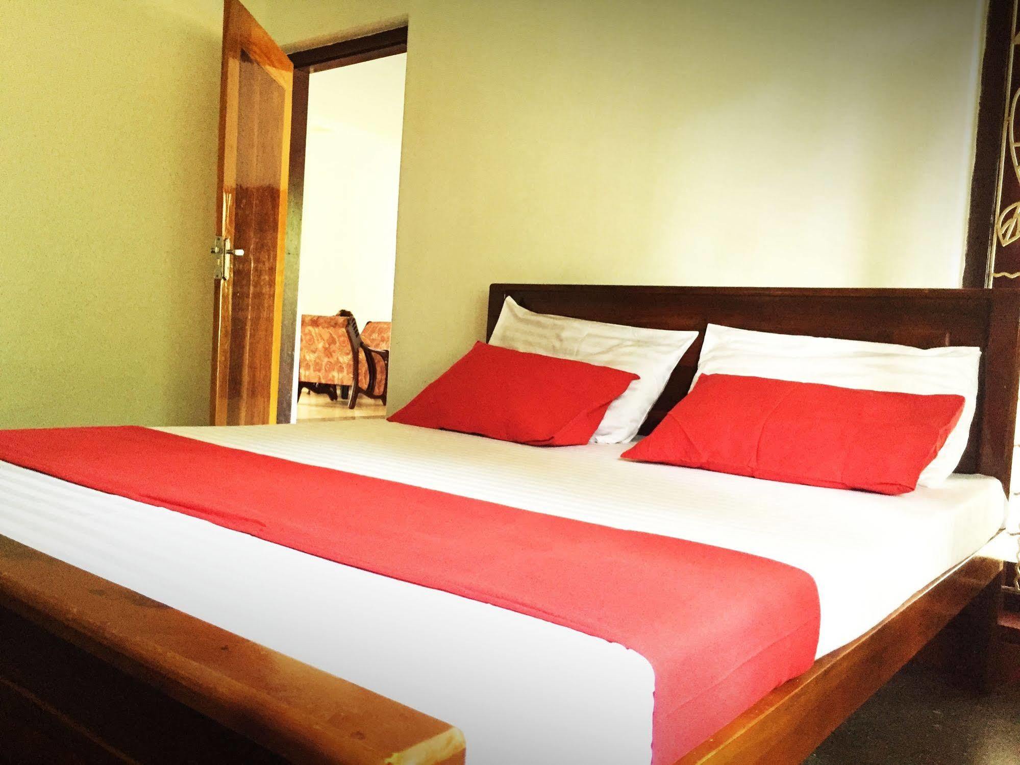 Saubagya Inn Anuradhapura Luaran gambar