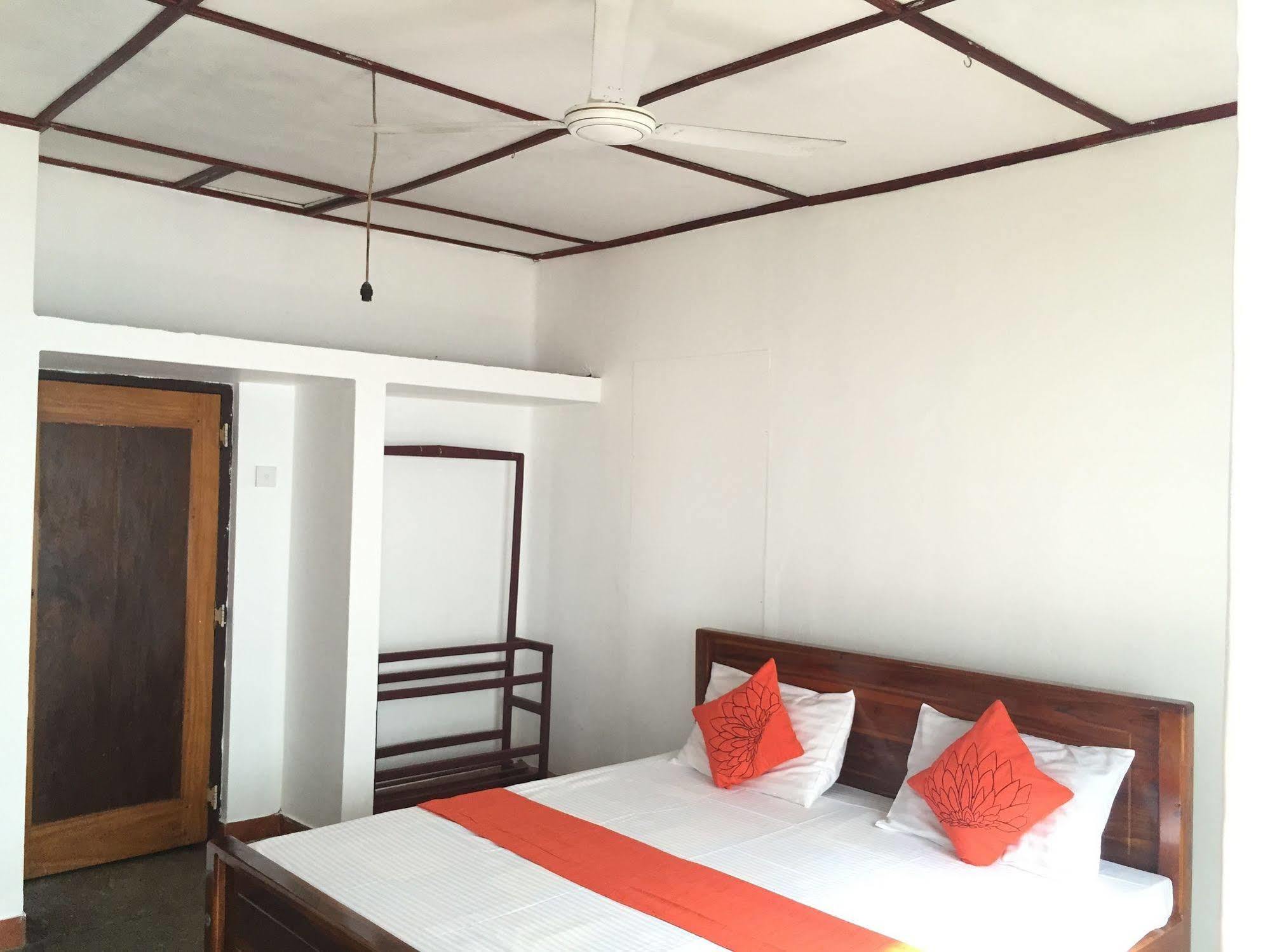 Saubagya Inn Anuradhapura Luaran gambar