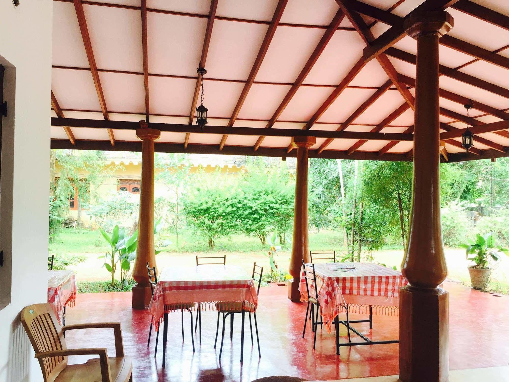 Saubagya Inn Anuradhapura Luaran gambar
